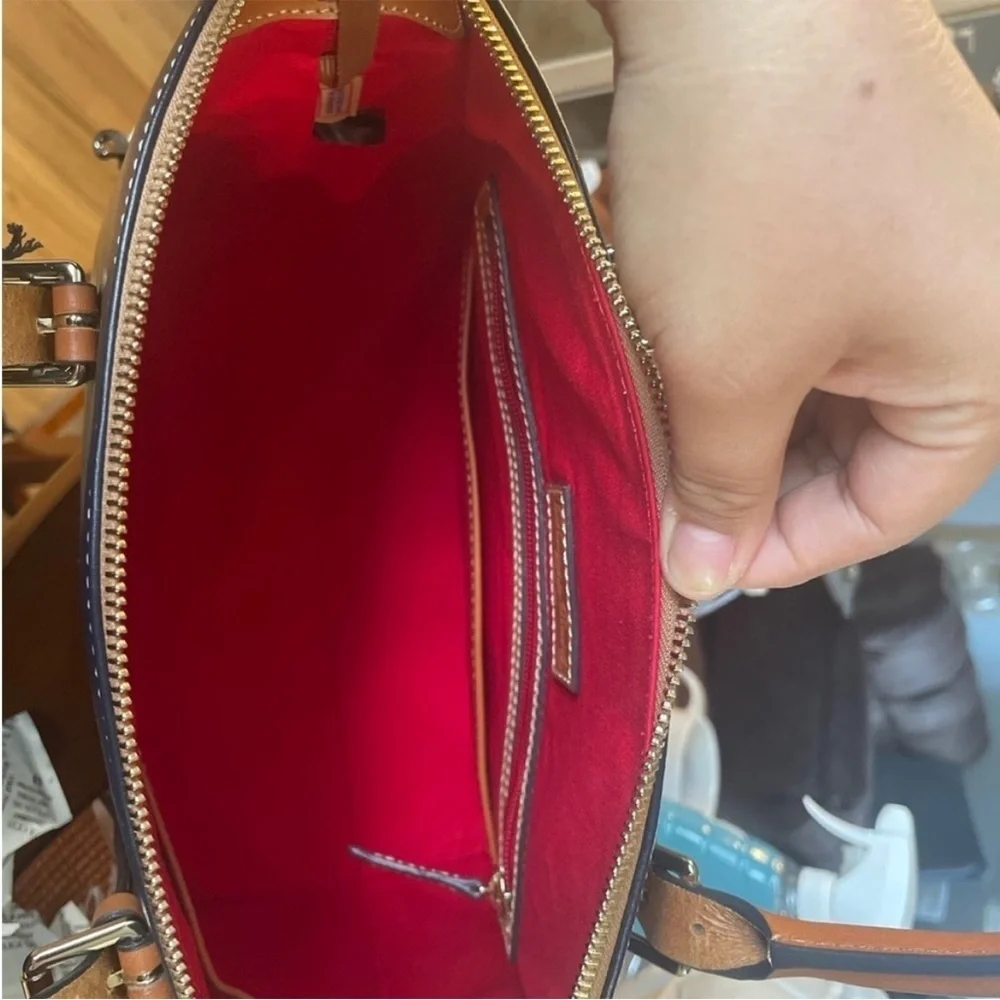 Dooney Bourke Dooney & Bourke Wexford Leather Large Domed Satchel authentic